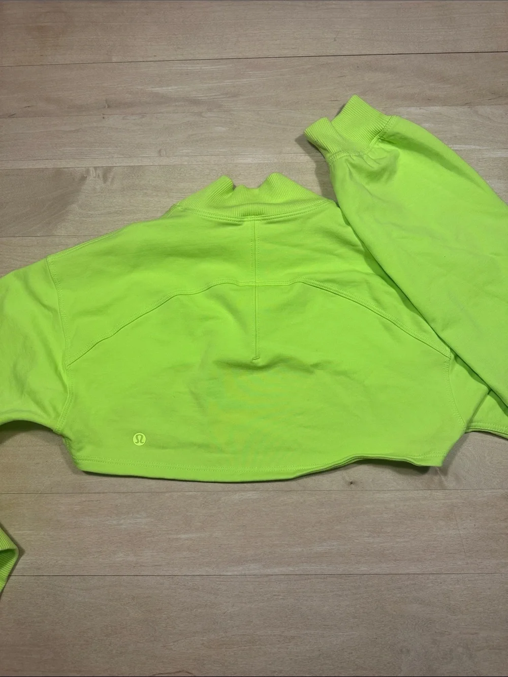 Lululemon LA Super Crop Mockneck Sz 6 - Picture 8 of 11